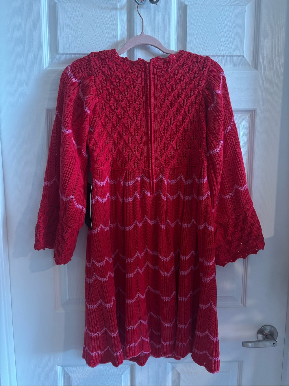 NWT Tuckernuck Pomander Place Red
Crochet Trim Devon Dress Size Medium - Picture 7 of 7